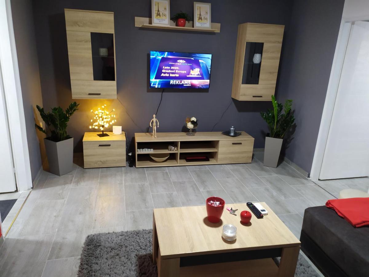 7 Days Premium Apartment Subotica Exterior photo